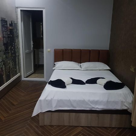Appartement Гостевой Дом Поти Extérieur photo