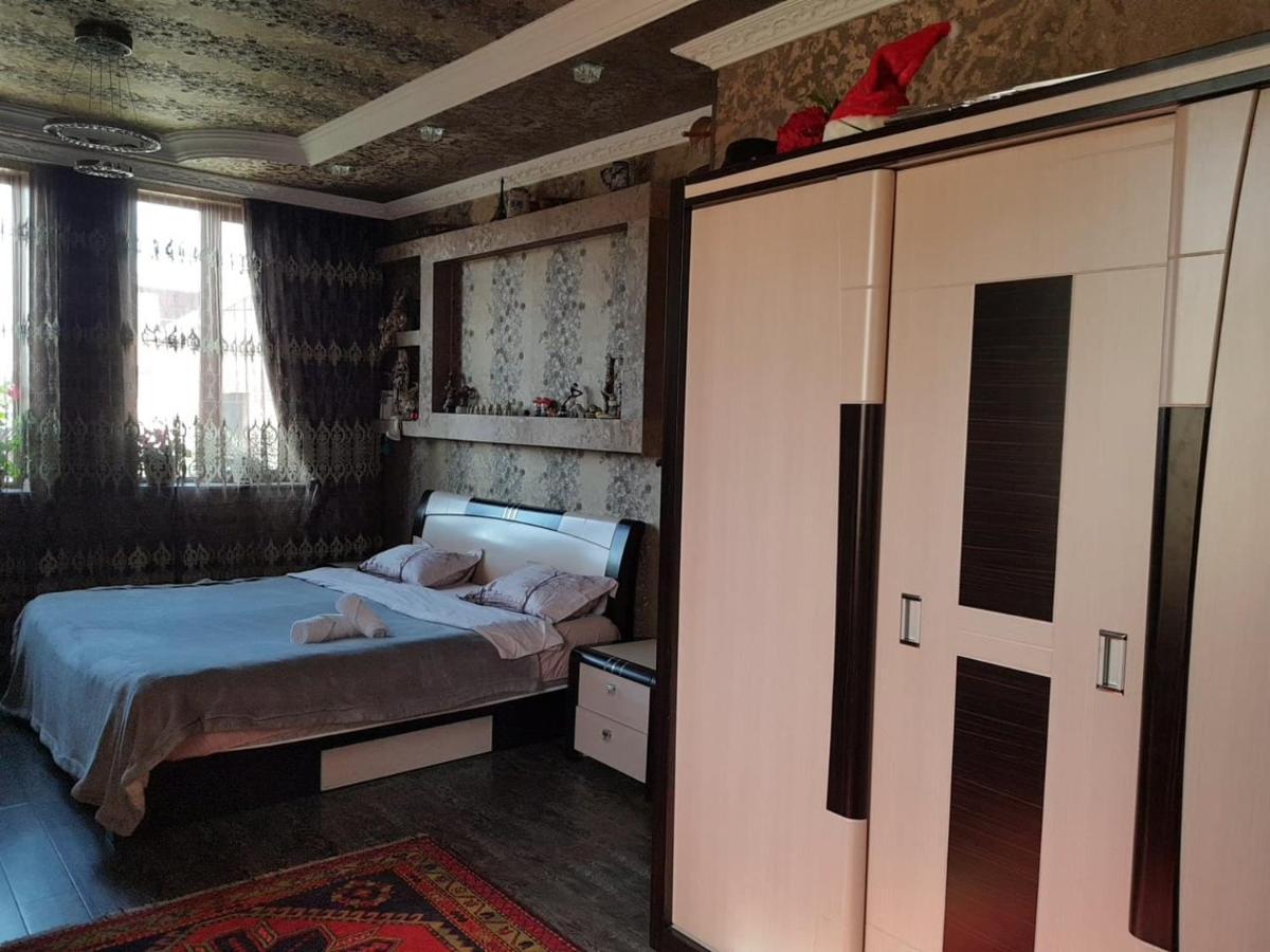 Appartement Гостевой Дом Поти Extérieur photo